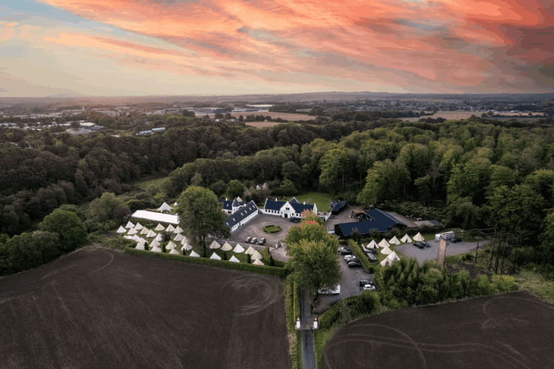 Hold jeres konference i Kolding i historiske omgivelser og med god, tryg forplejning. Gammelrøj Herregård